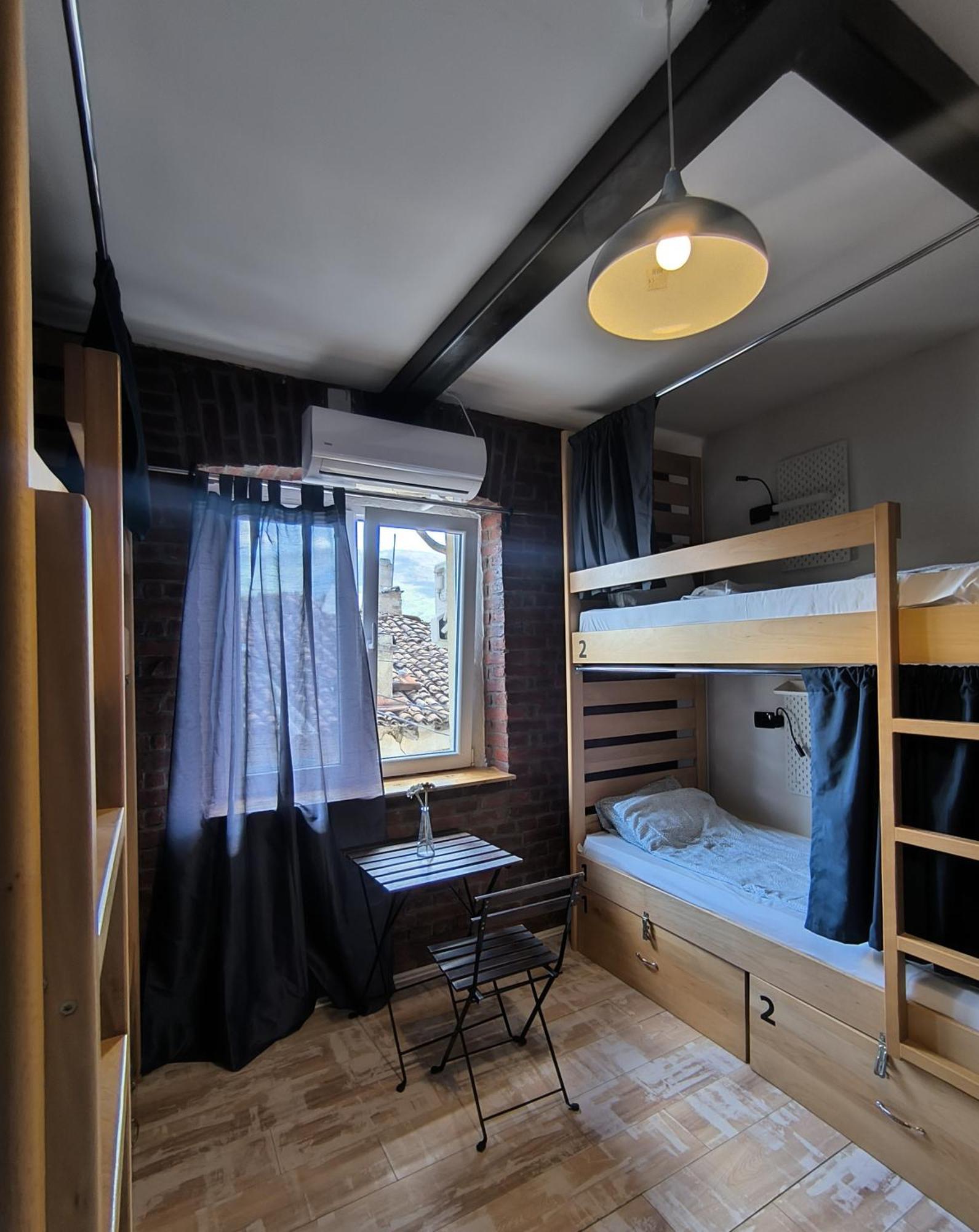 Old Town Hostel אוהריד מראה חיצוני תמונה